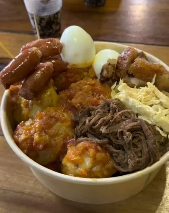 Picada de la casa